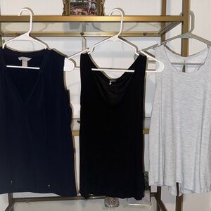Women’s tank top bundle